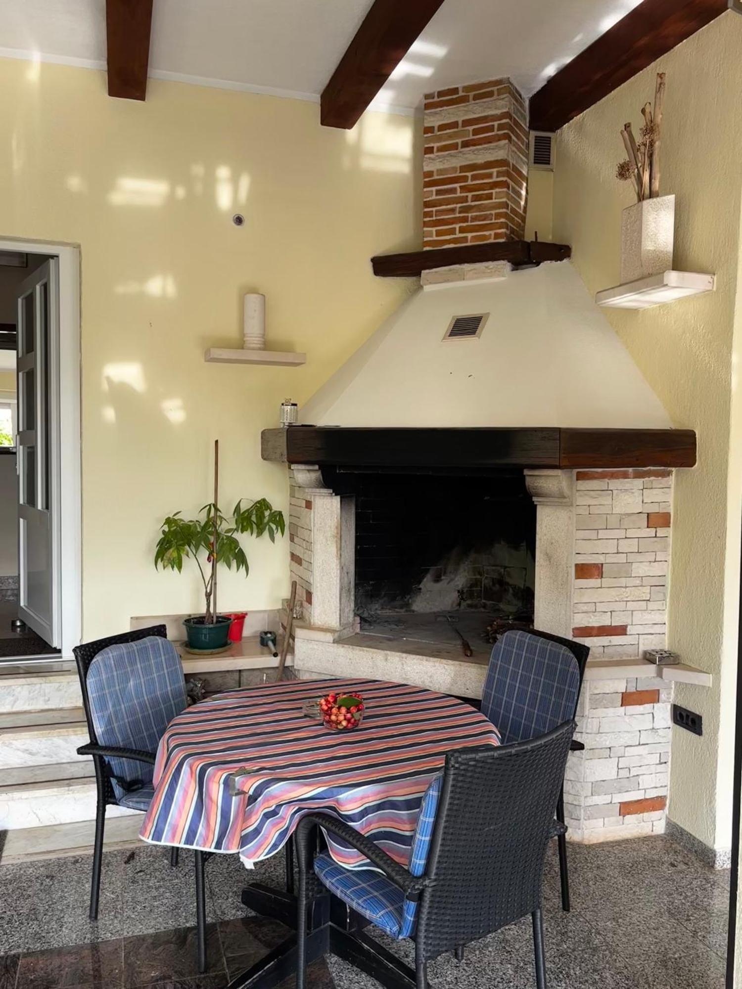 Apartmani Rozi Umag Exterior foto